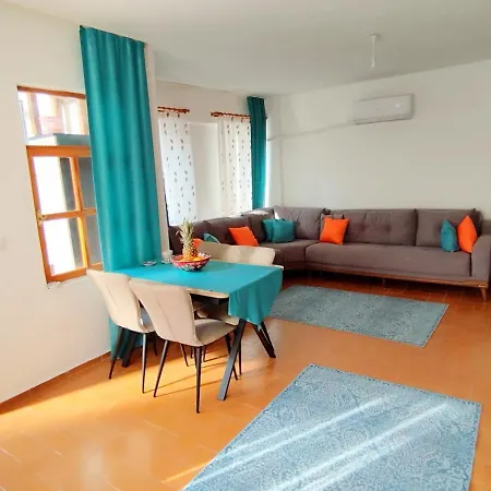 Manolyam 2 . 1+1 Merkez Kaş